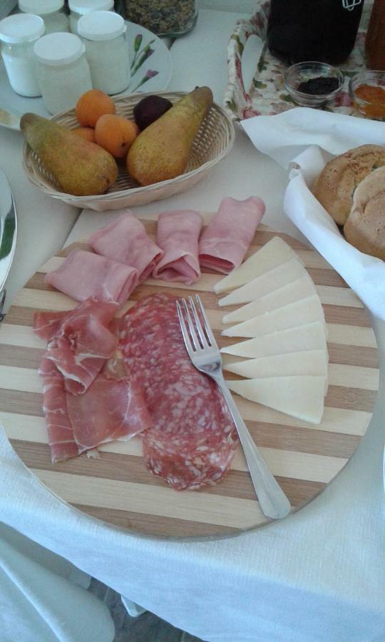 Alma Bed & Breakfast Sennariolo Buitenkant foto