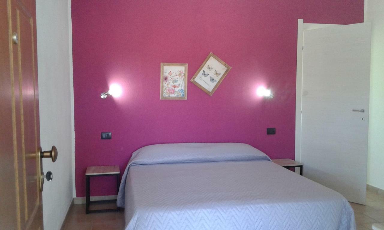 Alma Bed & Breakfast Sennariolo Buitenkant foto