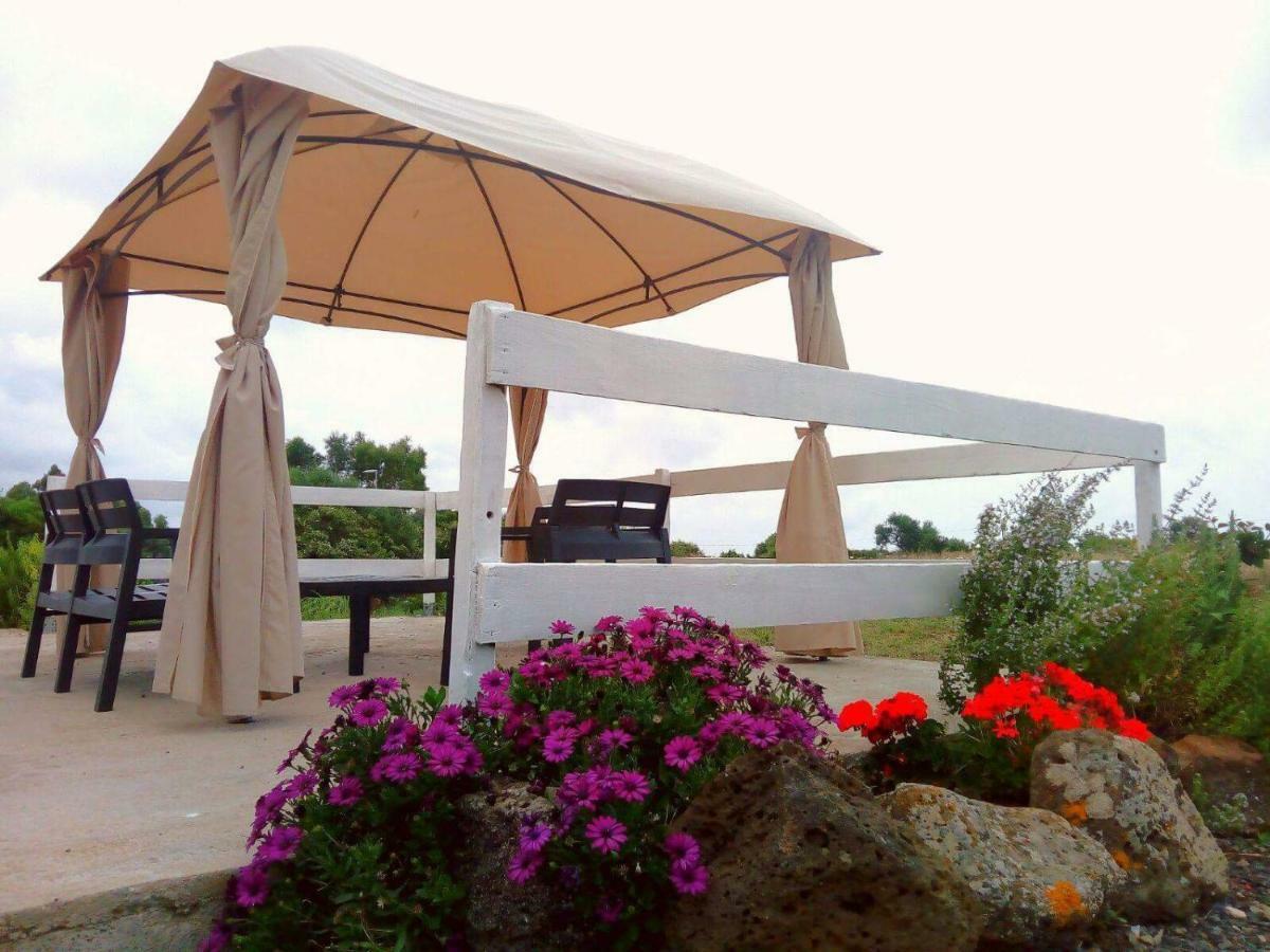 Alma Bed & Breakfast Sennariolo Buitenkant foto